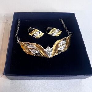 Montana Silversmiths Choker Necklace and Convertible Earrings SET Gold Silver